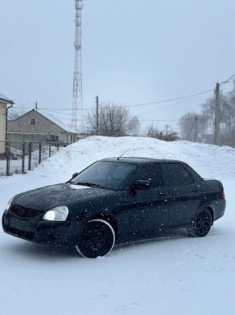 Нет давления масла на приоре. Лопина на постели распредвалов.