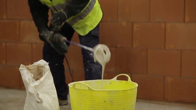 Applying a parge coat - Porotherm UK смотреть онлайн