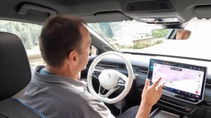 Volkswagen VW ID.7 (2024) undsiguised and driving - First full walkaround and prototype review