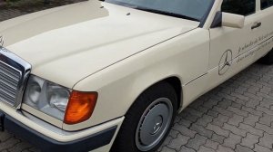 Mercedes-Benz 250TD W124 Taxi International