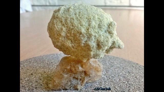 Коллекция мини скульптур из... камней необычной формы *** Ёжик... смотреть онлайн