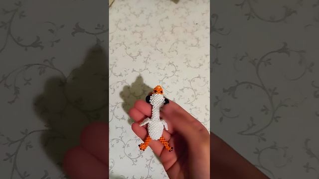 ~амигуруми из бисера лежачий гусь ~ #бисероплетение #подпишись #лайки #рекомендации #подписка смотреть онлайн