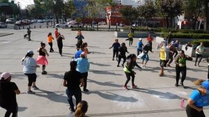 Zumba Pushkin, bailando con nuestro invitado Albert!! (2)