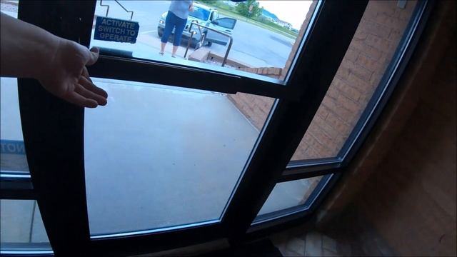 Общественный Туалет в штате ,WOYOMING. смотреть онлайн