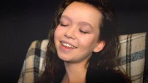 Анастасия Иванова -"Мне звезда упала на ладошку"  (11 лет). Александр Дольский.