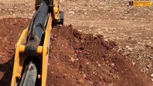 JCB 3CX SUPER - вождение и выравнивание участка