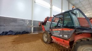 Manitou MT1740SL Телескопический погрузчик. Обзор.