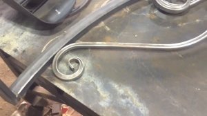 ЛАВОЧКА С КРЫШЕЙ (холодная ковка)