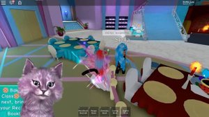ЦЕЛЫЙ ДЕНЬ СО СТЕЛЛОЙ В ШКОЛЕ ФЕЙ ПРИНЦЕСС И РУСАЛОК?! роблокс roblox Royale High School