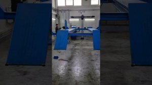 Работа 4 стоечного подъёмника