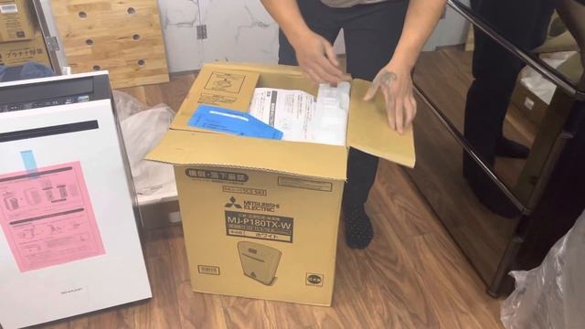 HÚT ẨM MITSUBISHI MJ-P180XT-W ! LỌC KHÍ 3in1 SHAP KC-HD70-W ! ĐẦU TƯ CHO SỨC KHOẺ QUÁ YÊN TÂM ! TKS смотреть онлайн