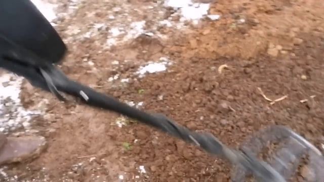 Сравнение двух металлоискателей на глубинную цель.
