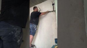 Электромонтажные работы. Прокладка провода с установкой подстаканника для розетки