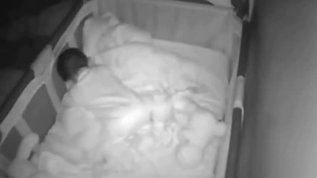 BabyPing Wi Fi iPhone Baby Monitor Baby Crying Demo With Audio смотреть онлайн