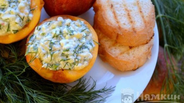Персики с сырной начинкой