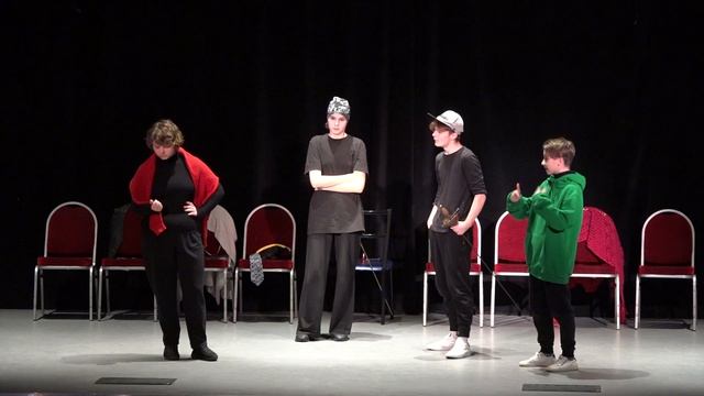 "Ромео и Джульетта" - спектакль Театра-студии «Академия ХМ» смотреть онлайн