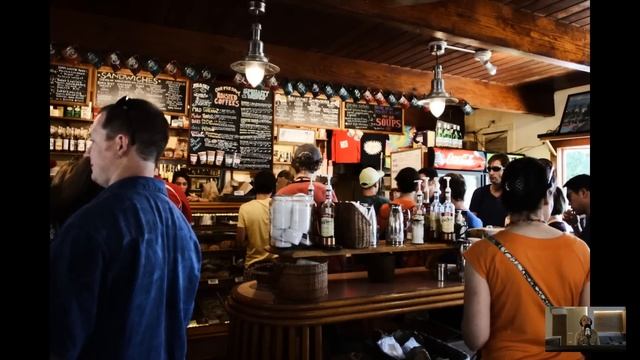 Вернувшись раньше с работы, заметила у лежачей мачехи странное… А когда падчерица установила камеру смотреть онлайн