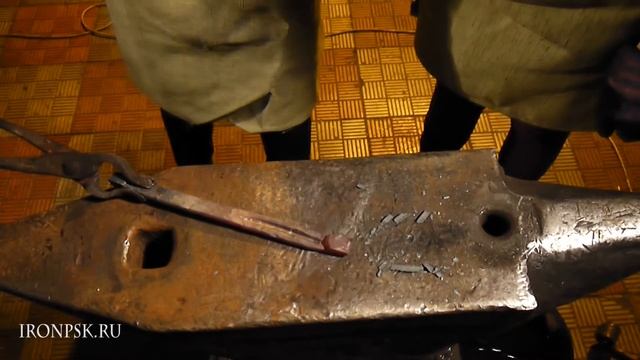 Мастерская "Дом Кузнеца". Мастер-класс по сувенирной подкове. смотреть онлайн