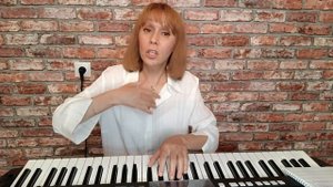 Вокальные упражнения для начинающих. Упражнение 2 "Я шагаю вверх"