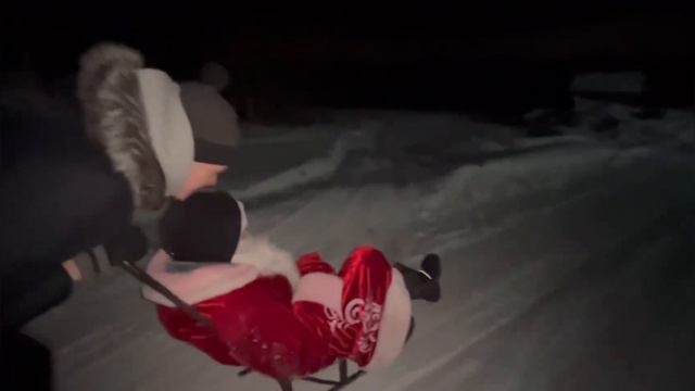 Новогодняя покатушка на санках + Поздравление жителей ОДИНО с Новым годом смотреть онлайн