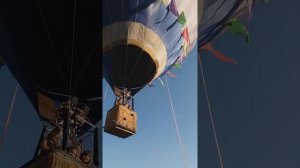 Я улетаю на большом воздушном шаре