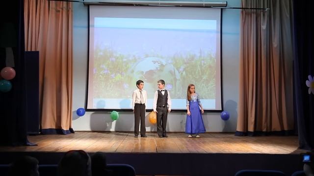 День Земли в школе № 2032 смотреть онлайн