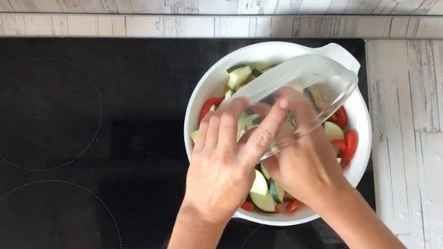 ТАК ПРОСТО И ТАК ВКУСНО! ? Тушеные кабачки с картошкой ? ИЗУМИТЕЛЬНОЕ СЕЗОННОЕ БЛЮДО!