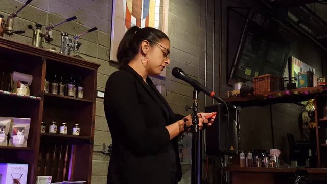 Luivette Resto "Sonnet for my love" at Neruda Poetry Night at Jones Coffee 10.11.19 смотреть онлайн