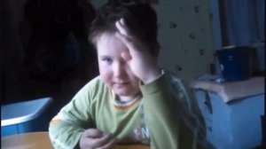 МАЛЬЧИК УЧИТ СТИХ! КАК ДЕТИ МАТЕРЯТСЯ! Ржал до слез