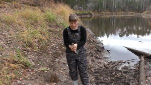 Рождение спиннингиста. Рыбалка на щуку в октябре 2020 на таёжной речке.