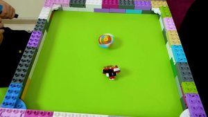 Бейблэйд Берст из Лего Делаем Satomb S3 VS новый бей Spryzen S3 BeyBlade Burst Lego