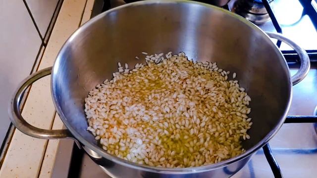 НЕ ПРОСТО ВКУСНО а обалденно вкусно итальянского ризотто | рис помидоры сыр | кухня Италии