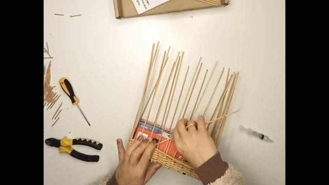 Мастер-класс по плетению. Готовый набор для плетения корзины из бумажной лозы. Подходит для новичко