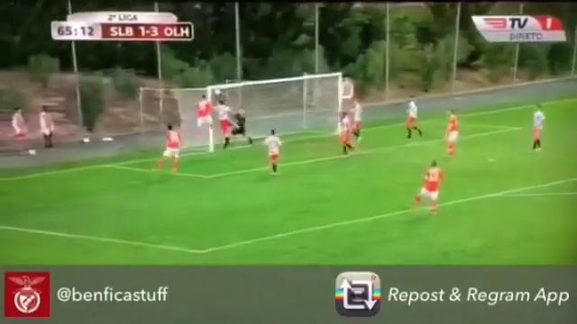Первый гол Виталия Лысцова за Бенфику Б смотреть онлайн