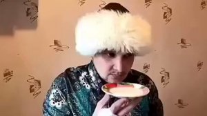 Татарин и башкир.)