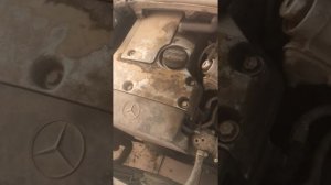 Mercedes w 202 M111. Мерседес в 202 кузове, объем 2,3. Воздухомер, клапан адсорбера, шум мотора