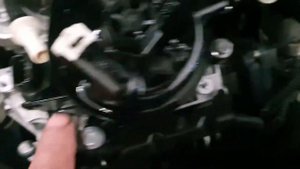 Peugeot 5008 gt turbo 2.0 2018 diesel fuel filter location and replacement