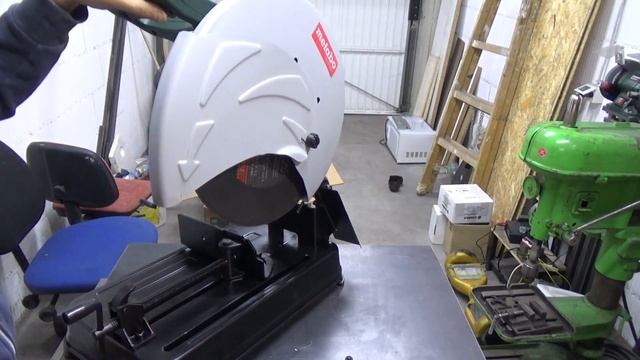 Metabo Chop Saw Quick Review CS 23-355 смотреть онлайн