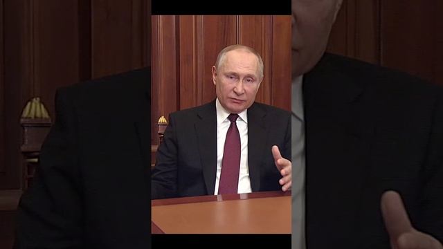 Путин о попытках разрушить Россию изнутри смотреть онлайн