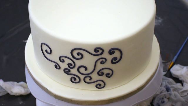 Stunning Lavender Themed Spring wedding cake or Summer Wedding Cake смотреть онлайн