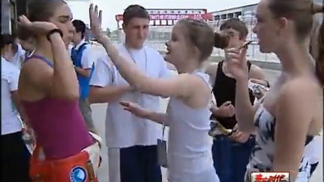 Renée and Christian Rommeswinkel Racing CCTV5 Feature смотреть онлайн