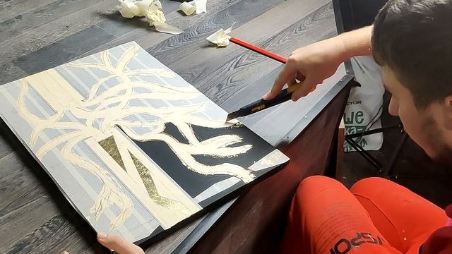 Золотая поталь, эпоксидная смола Gold leaf and epoxy resin Создание интерьерной картины Abstract ar