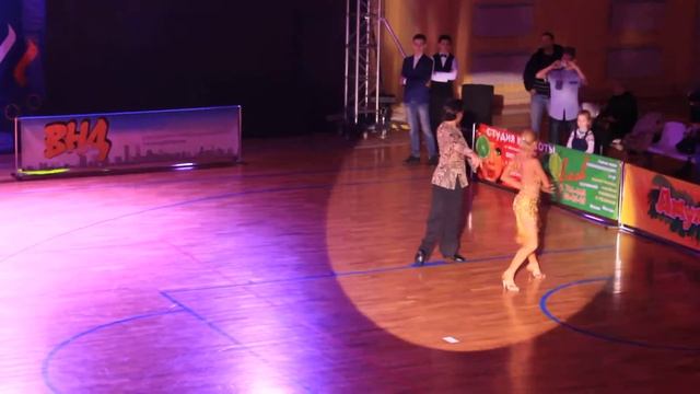 Показательные выступления Армена Цатуряна и Светланы Гудыно (часть 2) смотреть онлайн