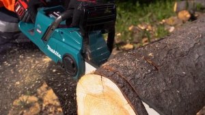 Makita UC015G 40VMax XGT 350mm Chainsaw