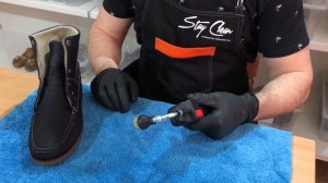 Чистка нубука и замши фирменным средством Stay Clean.