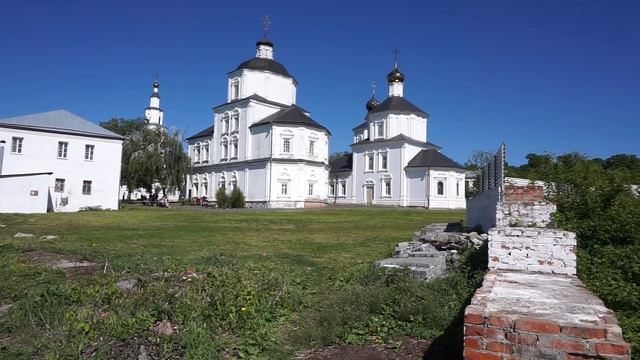 Город Рыльск. В чуть более 100 км от Курска. Монастырь Николая чудотворца.