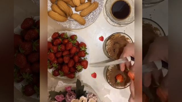 Тирамису! Тирамису с клубникой! Десерты в стаканчиках! Трайфлы!