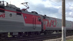 Электровоз ЭП1М-428 с пассажирским поездом №146У Челябинск - Санкт-Петербург