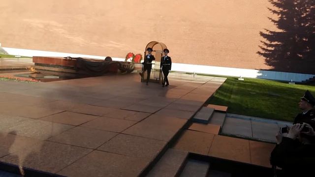 Смена караула на красной площади в Москве смотреть онлайн