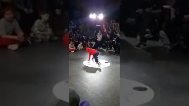 Чемпионат Брейк данс "KULTURA BATTLE" Макаров Ни кита